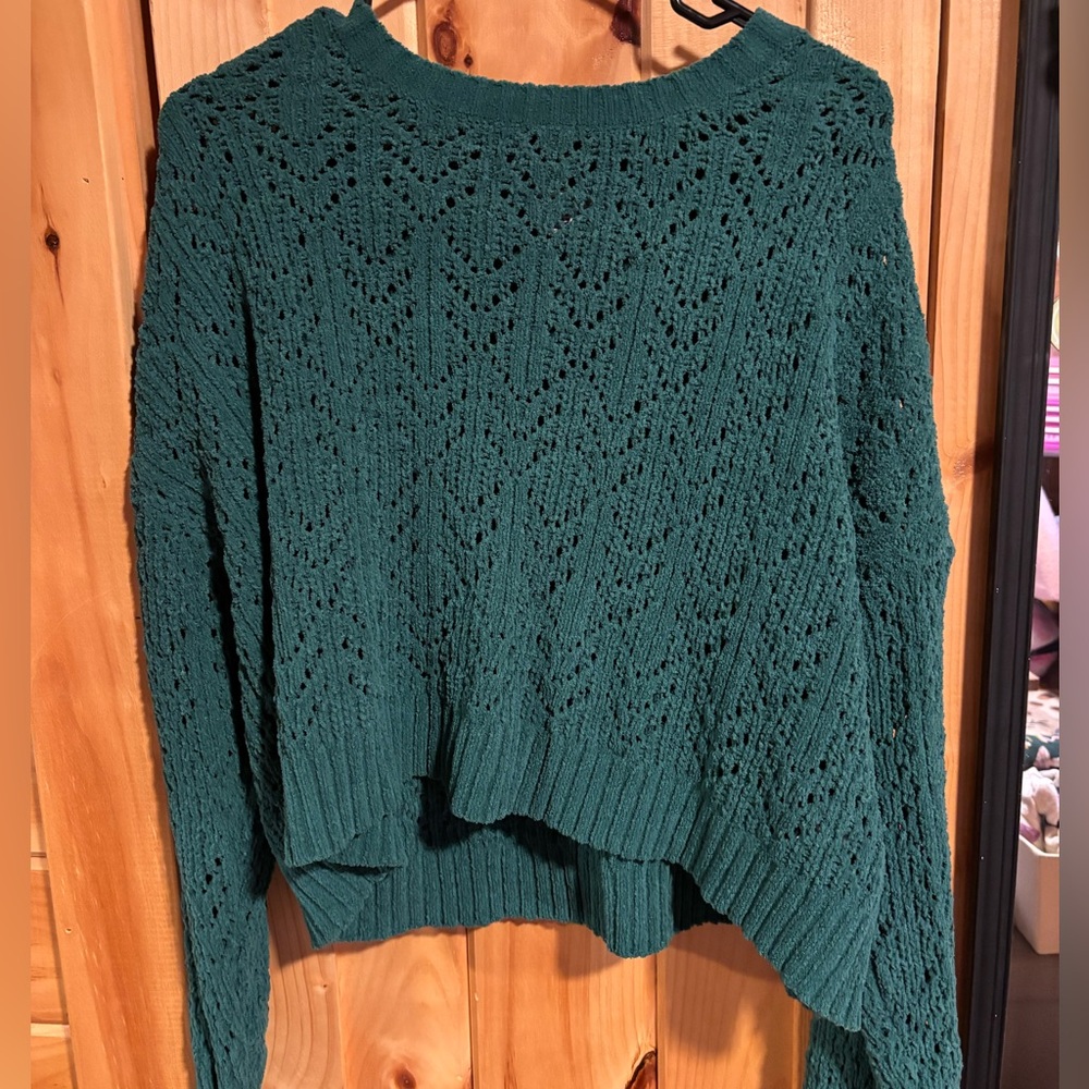 American eagle sweater